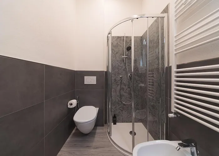 Гостевой дом Dall'arca Station - Center - Fiera