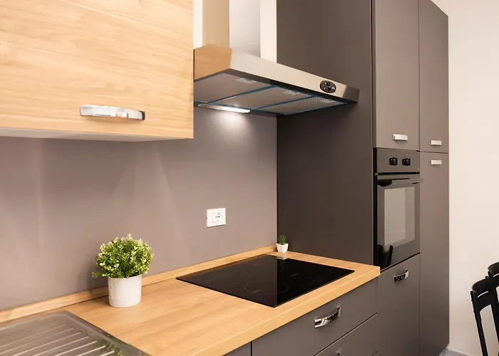 Dall'arca Station - Center - Fiera Гостевой дом