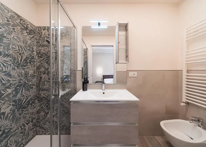 Dall'arca Station - Center - Fiera 게스트하우스