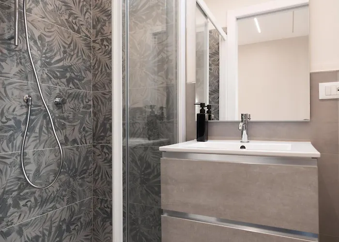 Dall'arca Station - Center - Fiera 3*