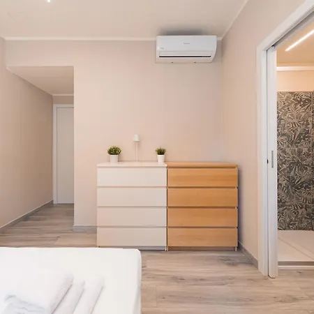 Casa de hóspedes Dall'arca Station - Center - Fiera