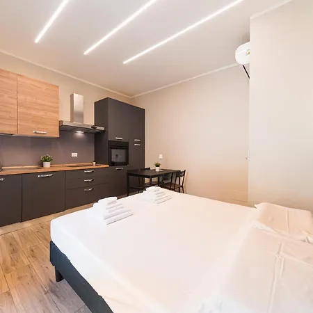 Dall'arca Station - Center - Fiera 3* Bologna