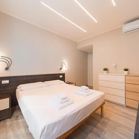 Pensionat Dall'arca Station - Center - Fiera