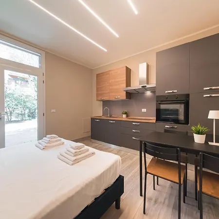 Dall'arca Station - Center - Fiera 3* Bologna